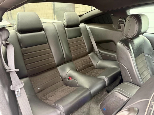 Ford Mustang - Afbeelding 17 van 30