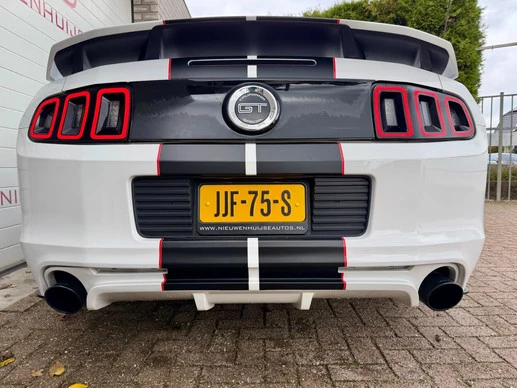Ford Mustang - Afbeelding 22 van 30