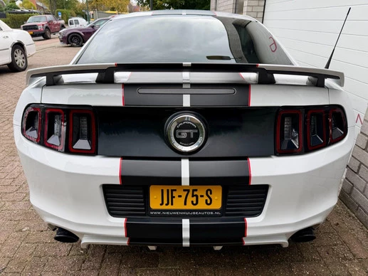 Ford Mustang - Afbeelding 1 van 30