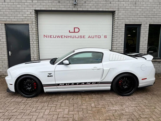 Ford Mustang - Afbeelding 3 van 30