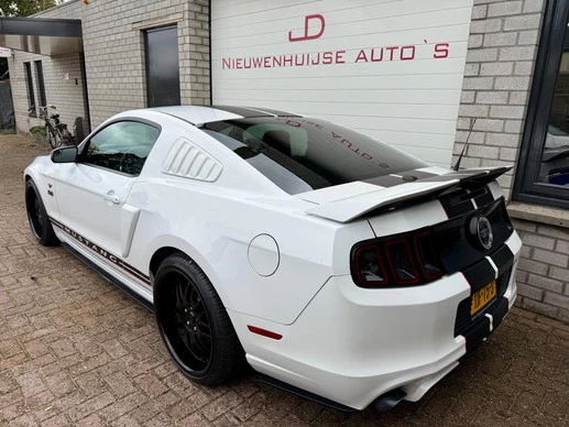 Ford Mustang - Afbeelding 4 van 30