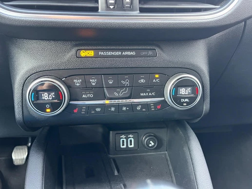 Ford Kuga - Afbeelding 23 van 30