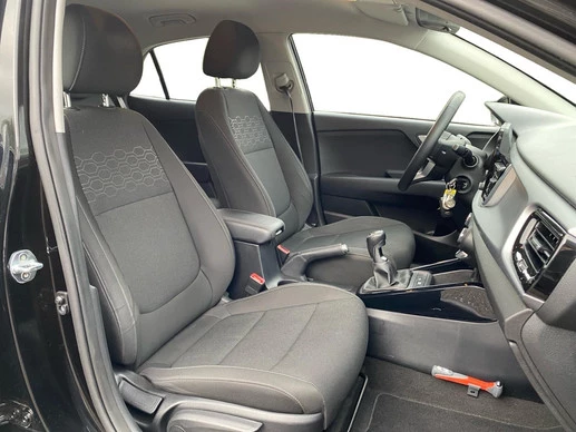 Kia Rio - Afbeelding 10 van 30