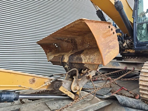 Caterpillar  - Afbeelding 8 van 10