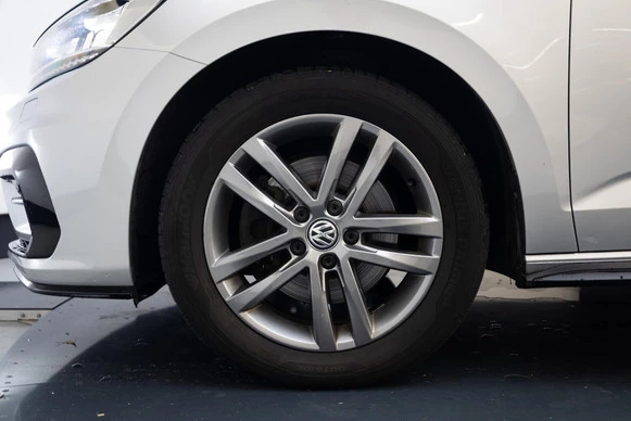 Volkswagen Touran - Afbeelding 21 van 30