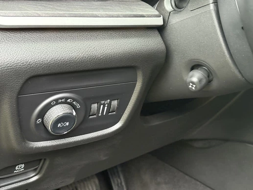 Jeep Grand Cherokee - Afbeelding 21 van 30