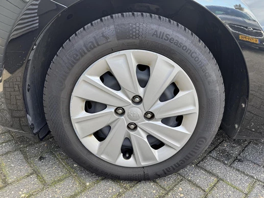 Kia Rio - Afbeelding 9 van 23