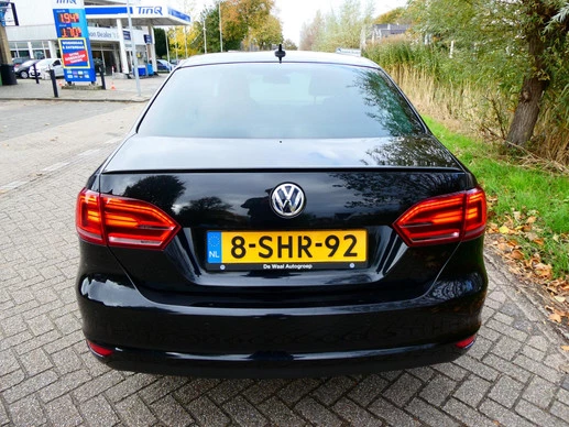 Volkswagen Jetta - Afbeelding 8 van 30