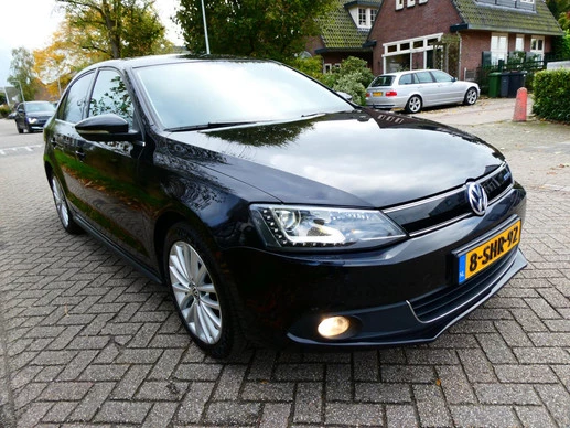 Volkswagen Jetta - Afbeelding 9 van 30