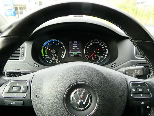 Volkswagen Jetta - Afbeelding 13 van 30