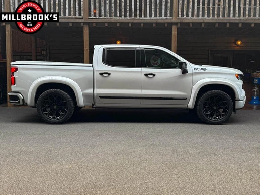 Chevrolet Silverado - Afbeelding 8 van 30