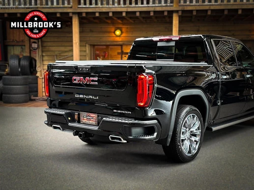 GMC Sierra - Afbeelding 10 van 30