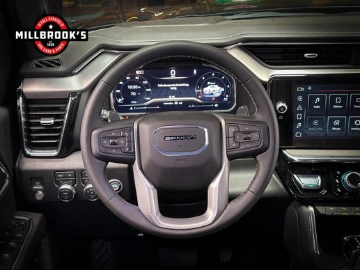 GMC Sierra - Afbeelding 17 van 30