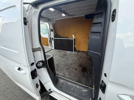 Volkswagen Caddy - Afbeelding 15 van 17