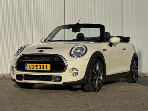 MINI Cooper S Cabrio - Afbeelding 23 van 30