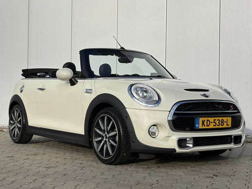 MINI Cooper S Cabrio - Afbeelding 21 van 30