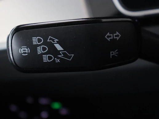 Volkswagen Passat - Afbeelding 16 van 30