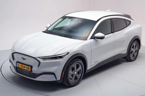 Ford Mustang Mach-E - Afbeelding 13 van 30