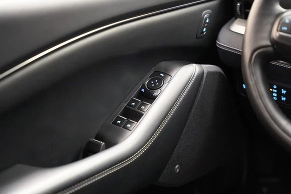 Ford Mustang Mach-E - Afbeelding 20 van 30