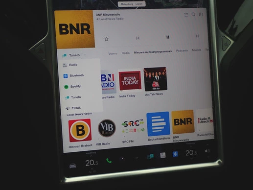 Tesla Model S - Afbeelding 18 van 30