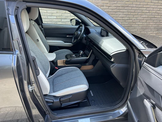 Mazda MX-30 - Afbeelding 18 van 30