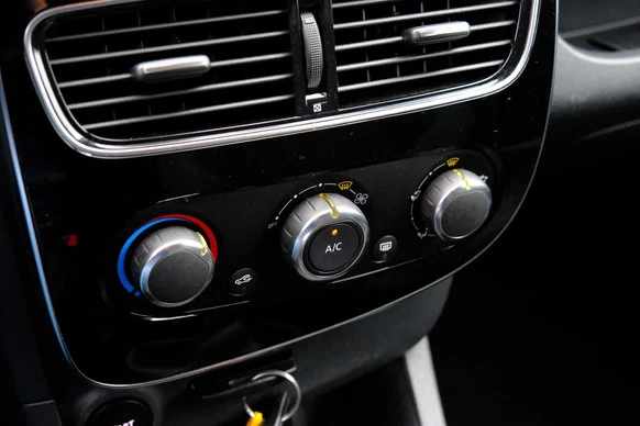 Renault Clio - Afbeelding 13 van 30