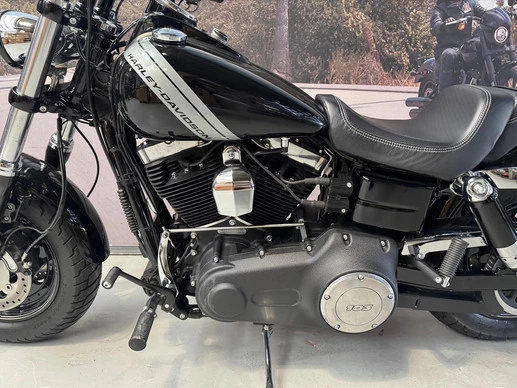Harley-Davidson Fat Bob - Afbeelding 6 van 10