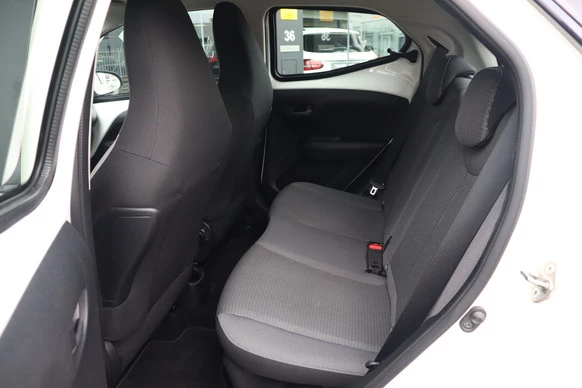 Toyota Aygo - Afbeelding 20 van 30