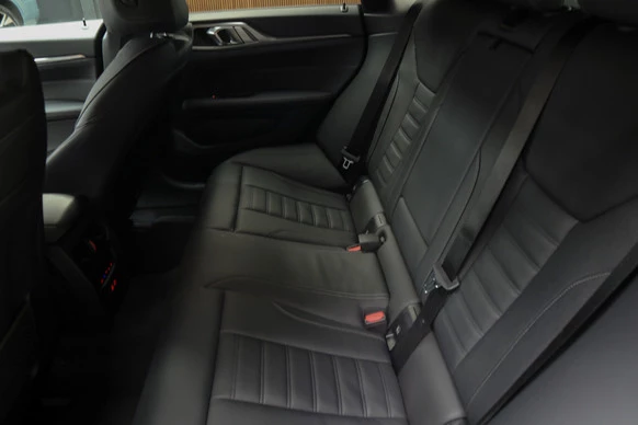 BMW i4 - Afbeelding 21 van 30