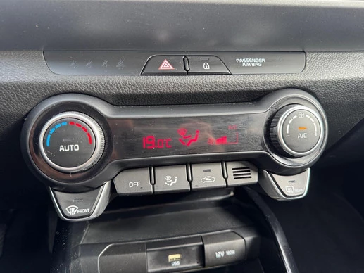 Kia Stonic - Afbeelding 18 van 25