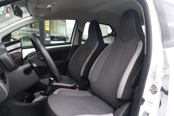 Toyota Aygo - Afbeelding 10 van 28