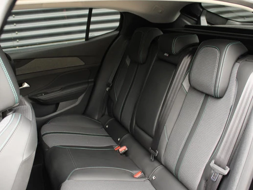 Peugeot 408 - Afbeelding 16 van 30