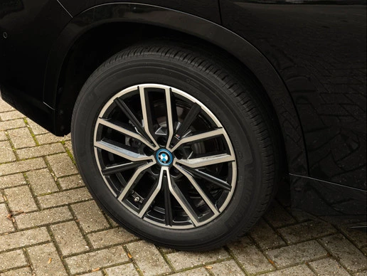 BMW iX1 - Afbeelding 12 van 30