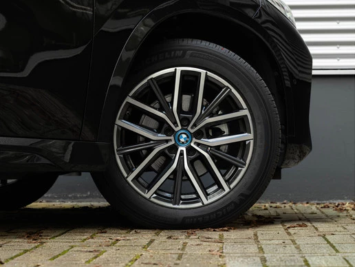 BMW iX1 - Afbeelding 13 van 30