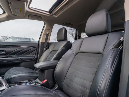 Mitsubishi Outlander - Afbeelding 17 van 30