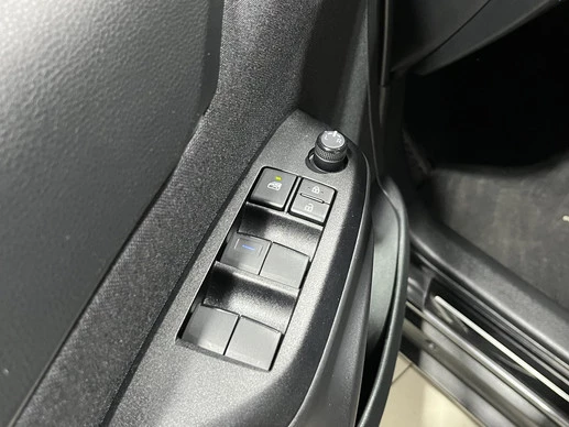 Toyota Yaris Cross - Afbeelding 14 van 28