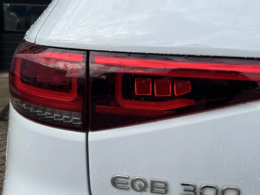 Mercedes-Benz EQB - Afbeelding 8 van 30