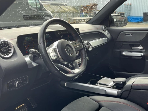 Mercedes-Benz EQB - Afbeelding 18 van 30