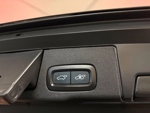 Volvo XC60 - Afbeelding 18 van 30