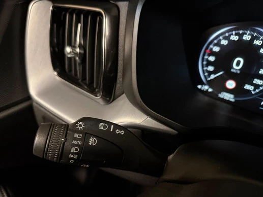 Volvo XC60 - Afbeelding 25 van 30