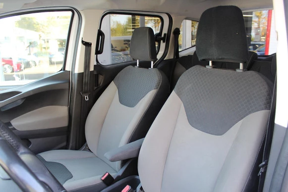 Ford Tourneo Courier - Afbeelding 25 van 27