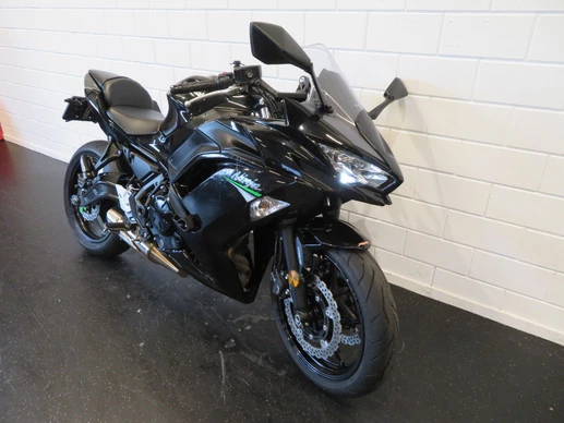 Kawasaki Ninja 650 - Afbeelding 2 van 13