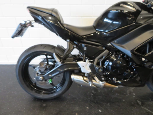 Kawasaki Ninja 650 - Afbeelding 10 van 13