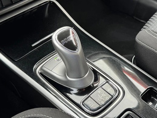 Mitsubishi Outlander - Afbeelding 10 van 19