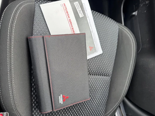 Mitsubishi Outlander - Afbeelding 17 van 19