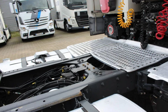 DAF XF 106.480 - Afbeelding 11 van 28