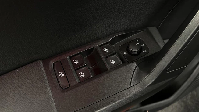 SEAT Arona - Afbeelding 17 van 30