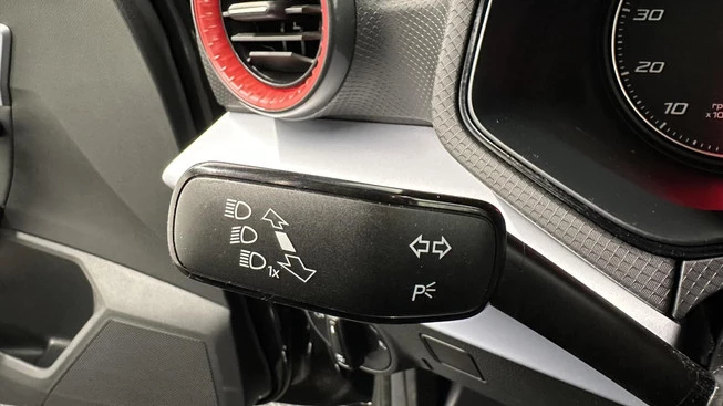 SEAT Arona - Afbeelding 22 van 30