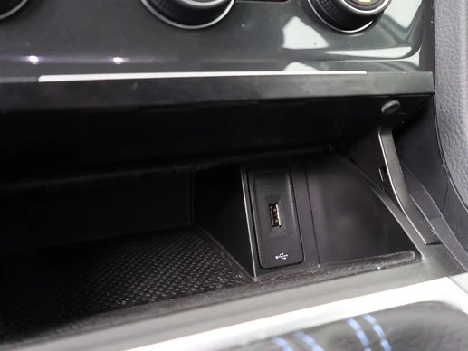 Volkswagen e-Golf - Afbeelding 18 van 30