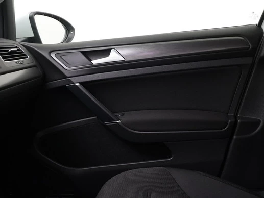 Volkswagen e-Golf - Afbeelding 22 van 30